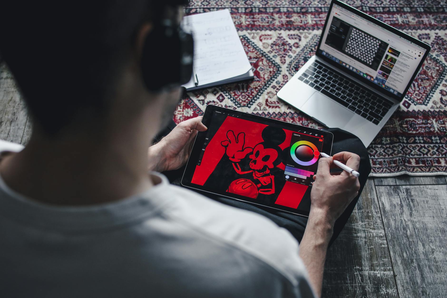 how technology shapes modern creativity